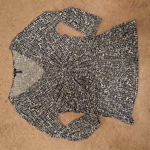 Ladies dress shirt, size large